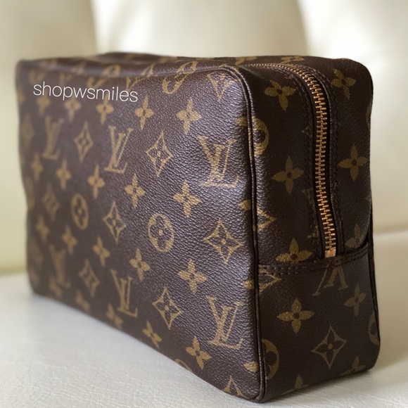✨SOLD✨ AUTHENTIC Louis Vuitton Trousse Toilette 28 - Picture 2 of 16